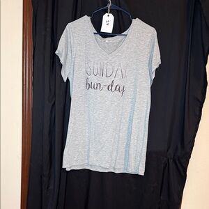 #28–Maurices Heather Gray Graphic Tee